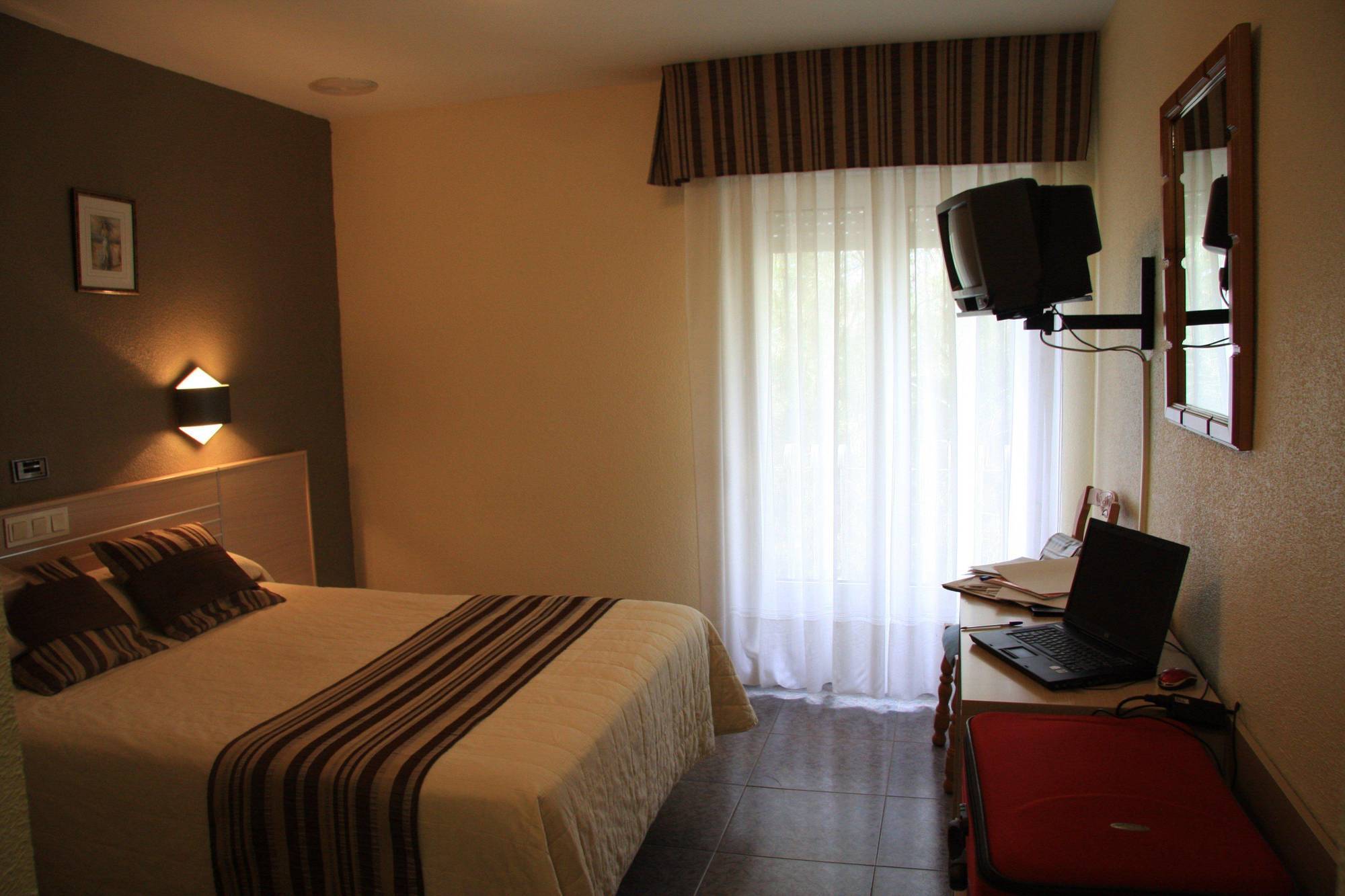 Hotel La Colina Geria Rom bilde